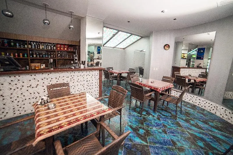 Parkway Inn Hotel & Spa Bakoe