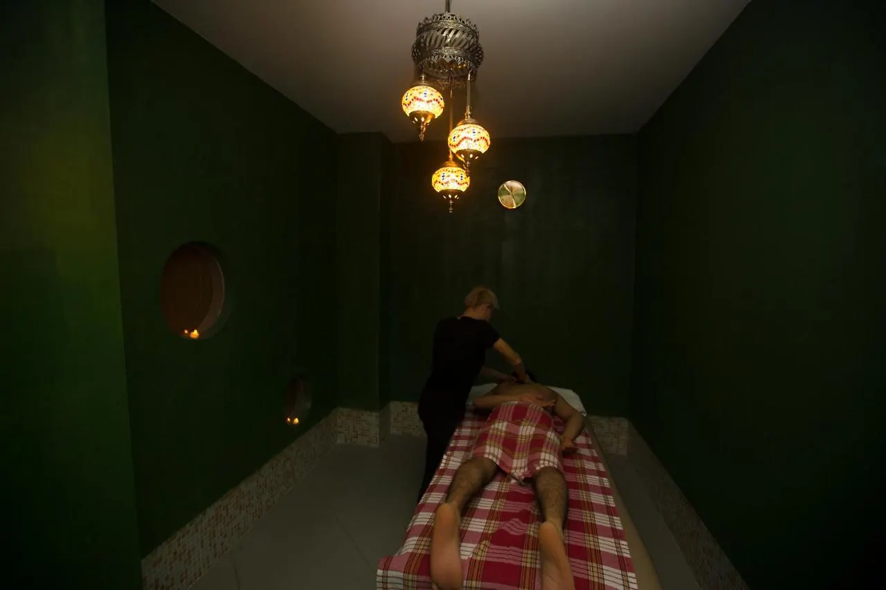 Parkway Inn Hotel & Spa Bakü