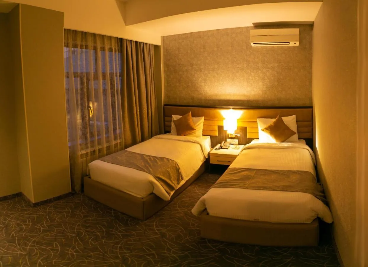 Parkway Inn Hotel & Spa Baku 4*,