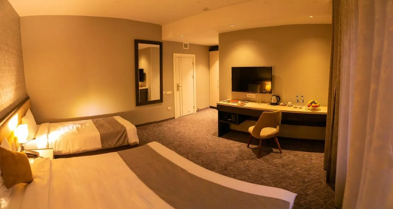 Parkway Inn Hotel & Spa Baku 4*,
